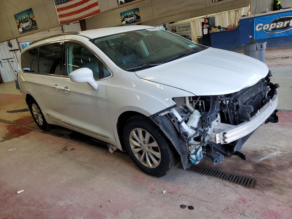 2017 Chrysler Pacifica მანქანა იყიდება აუქციონზე, vin: 2C4RC1BG8HR795797, აუქციონის ნომერი: 52552786