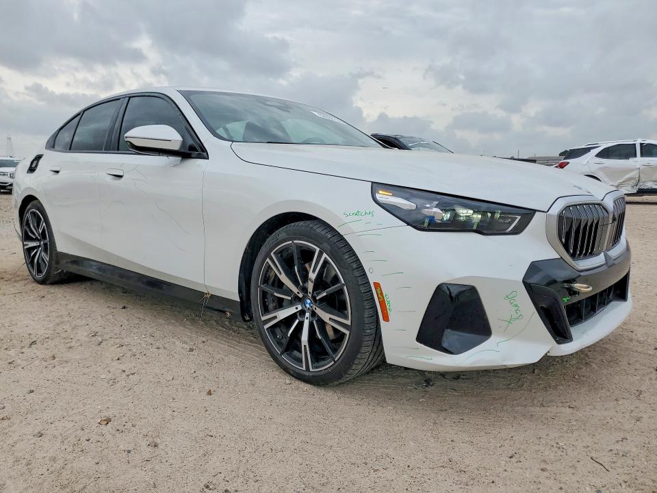 53998136 :رقم المزاد ، WBA43FJ08TCV32932 vin ، 2026 Bmw 530 مزاد بيع