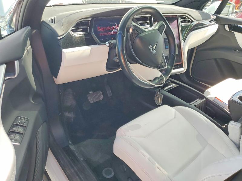 Продажа на аукционе авто 2017 Tesla Model X, vin: 5YJXCBE28HF043879, номер лота: 51303206