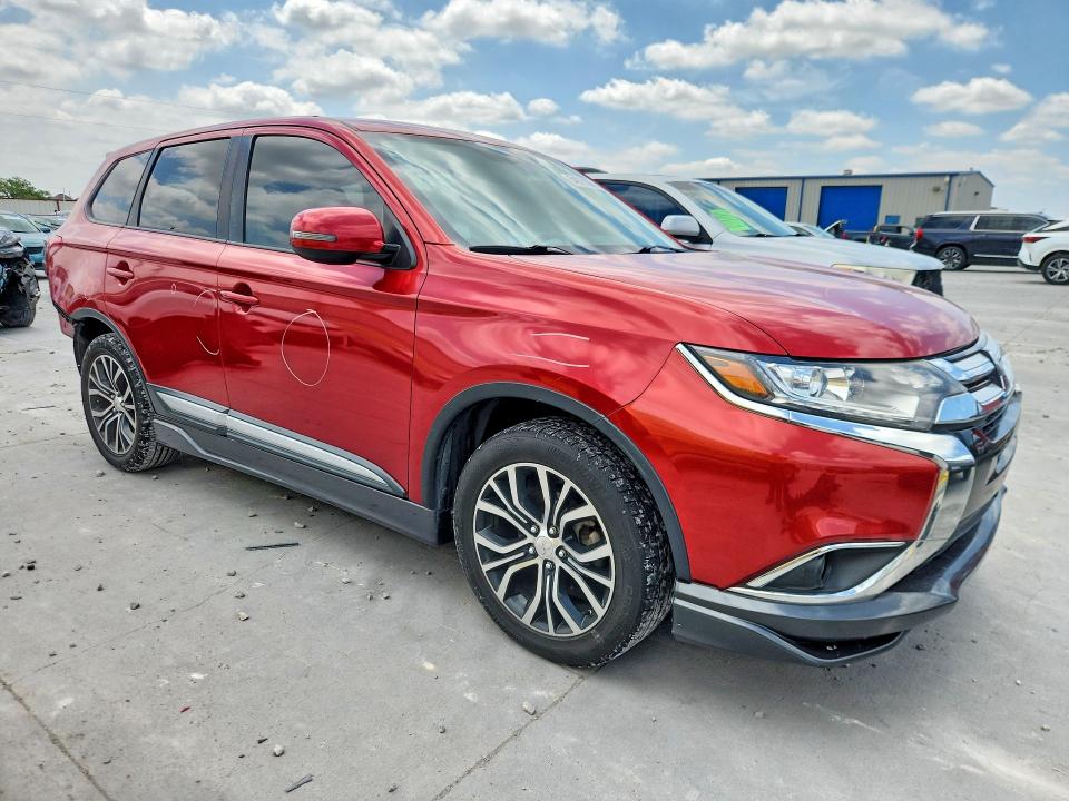 2016 Mitsubishi Outlander მანქანა იყიდება აუქციონზე, vin: JA4AD3A38GZ015848, აუქციონის ნომერი: 54829006