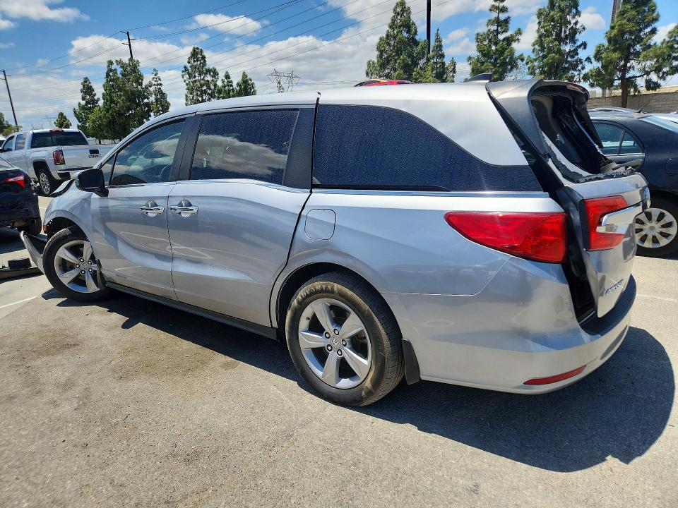 55222466 :رقم المزاد ، 5FNRL6H50LB072615 vin ، 2020 Honda Odyssey مزاد بيع