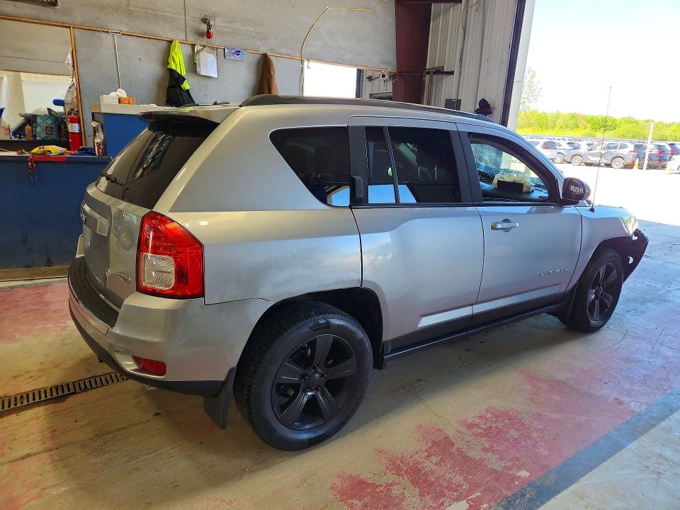 54464766 :رقم المزاد ، 1C4NJDEB2GD698067 vin ، 2016 Jeep Compass مزاد بيع