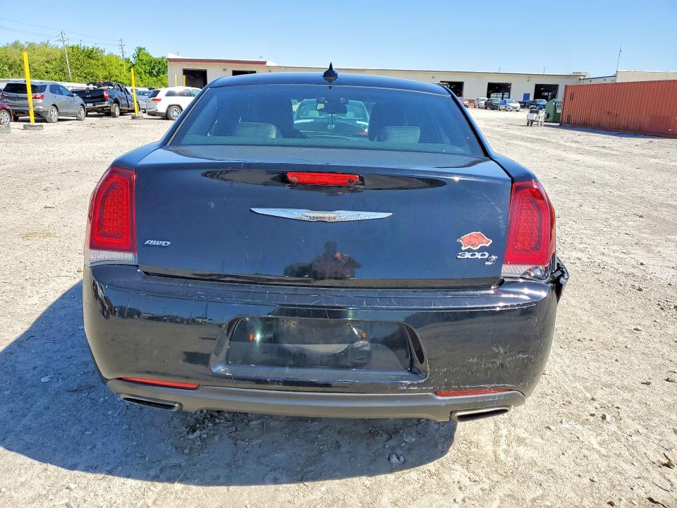 Продажа на аукционе авто 2016 Chrysler 300, vin: 2C3CCAGGXGH244276, номер лота: 52924266
