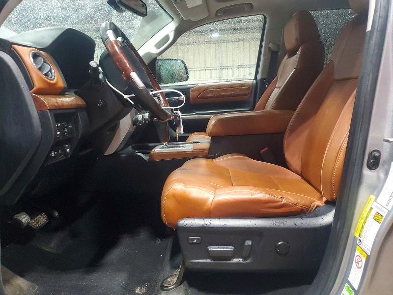 Aukcja sprzedaży 2018 Toyota Tundra, vin: 5TFAW5F13JX749609, numer aukcji: 52506026