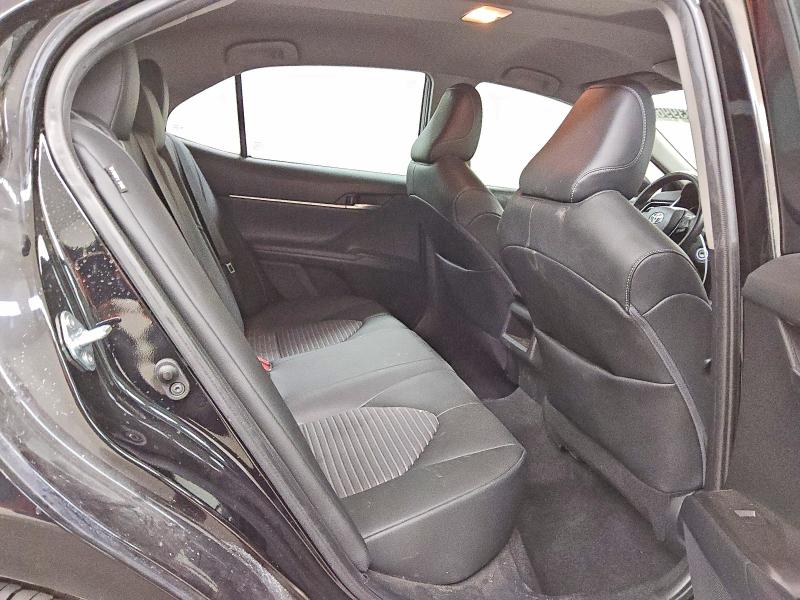 51633996 :رقم المزاد ، 4T1G11AK0NU043301 vin ، 2022 Toyota Camry مزاد بيع