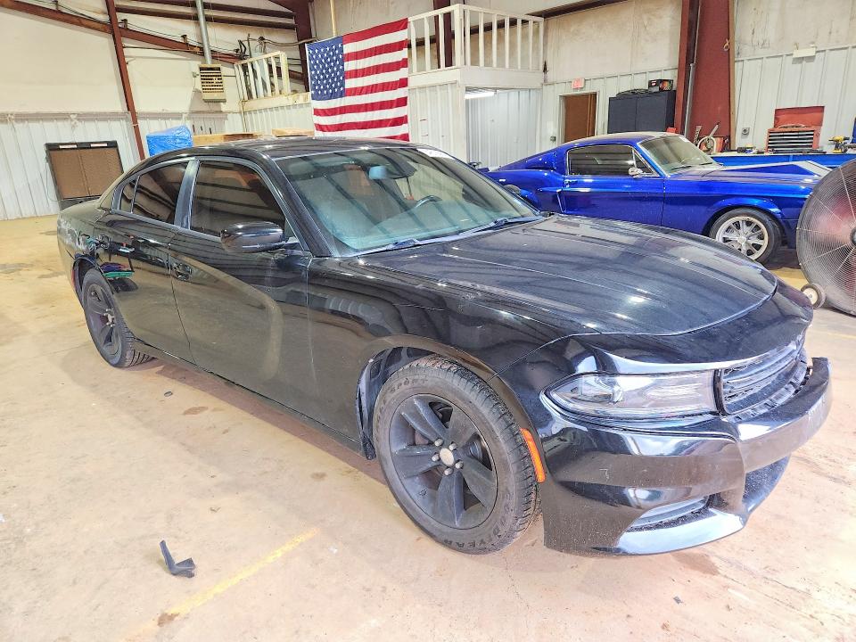 54818686 :رقم المزاد ، 2C3CDXBG9FH810028 vin ، 2015 Dodge Charger مزاد بيع