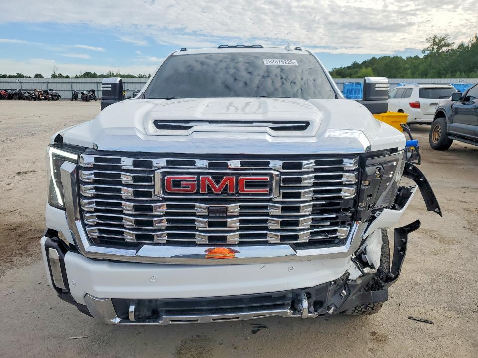 2025 Gmc Sierra მანქანა იყიდება აუქციონზე, vin: 1GT4UREY7SF135548, აუქციონის ნომერი: 52575226