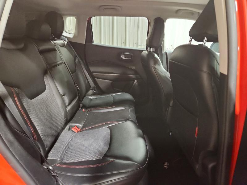 53395876 :رقم المزاد ، 3C4NJDDB5JT465609 vin ، 2018 Jeep Compass مزاد بيع