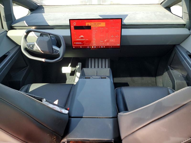 53441356 :رقم المزاد ، 7G2CEHEE3RA035674 vin ، 2024 Tesla Cybertruck مزاد بيع