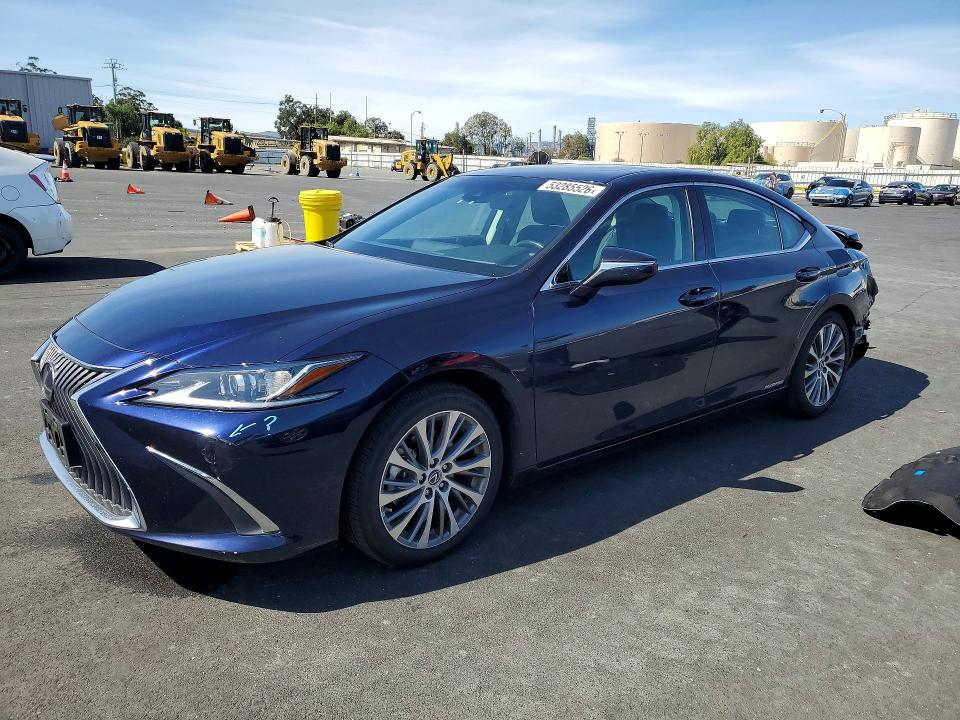 53285526 :رقم المزاد ، 58AD21B14LU010250 vin ، 2020 Lexus Es مزاد بيع