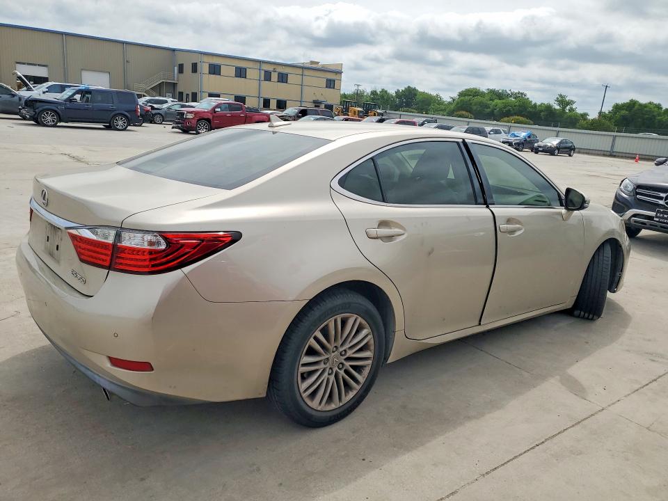 52085206 :رقم المزاد ، JTHBK1GG0E2138384 vin ، 2014 Lexus Es مزاد بيع