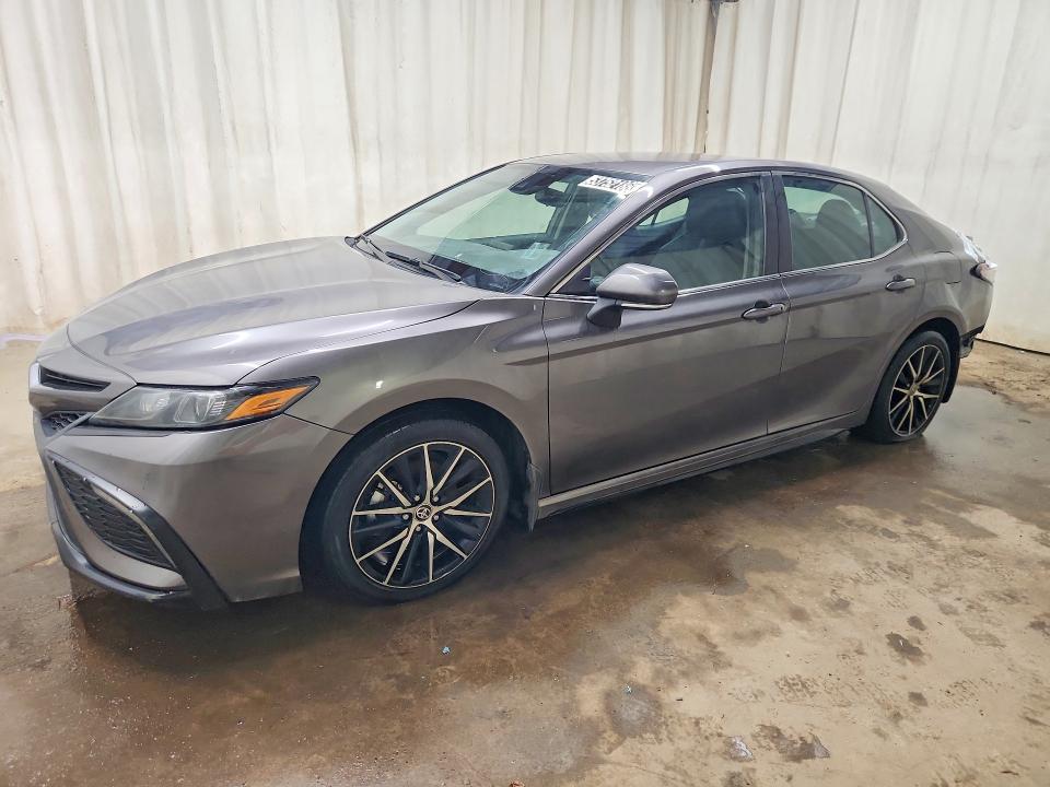 Продаж на аукціоні авто 2023 Toyota Camry, vin: 4T1G11AK4PU790970, номер лоту: 53752186