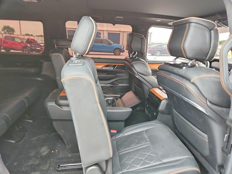 Продажа на аукционе авто 2022 Jeep Grand Wagoneer, vin: 1C4SJVGJXNS116321, номер лота: 53986596
