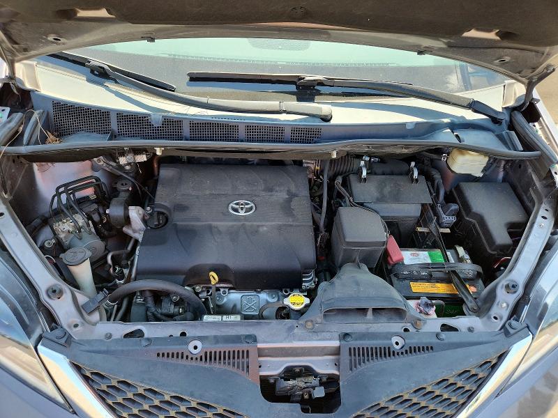 2016 Toyota Sienna მანქანა იყიდება აუქციონზე, vin: 5TDXK3DC3GS698318, აუქციონის ნომერი: 53081206