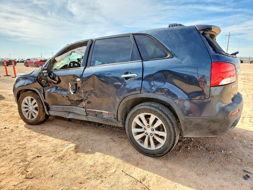 55361636 :رقم المزاد ، 5XYKUCA11BG072036 vin ، 2011 Kia Sorento مزاد بيع