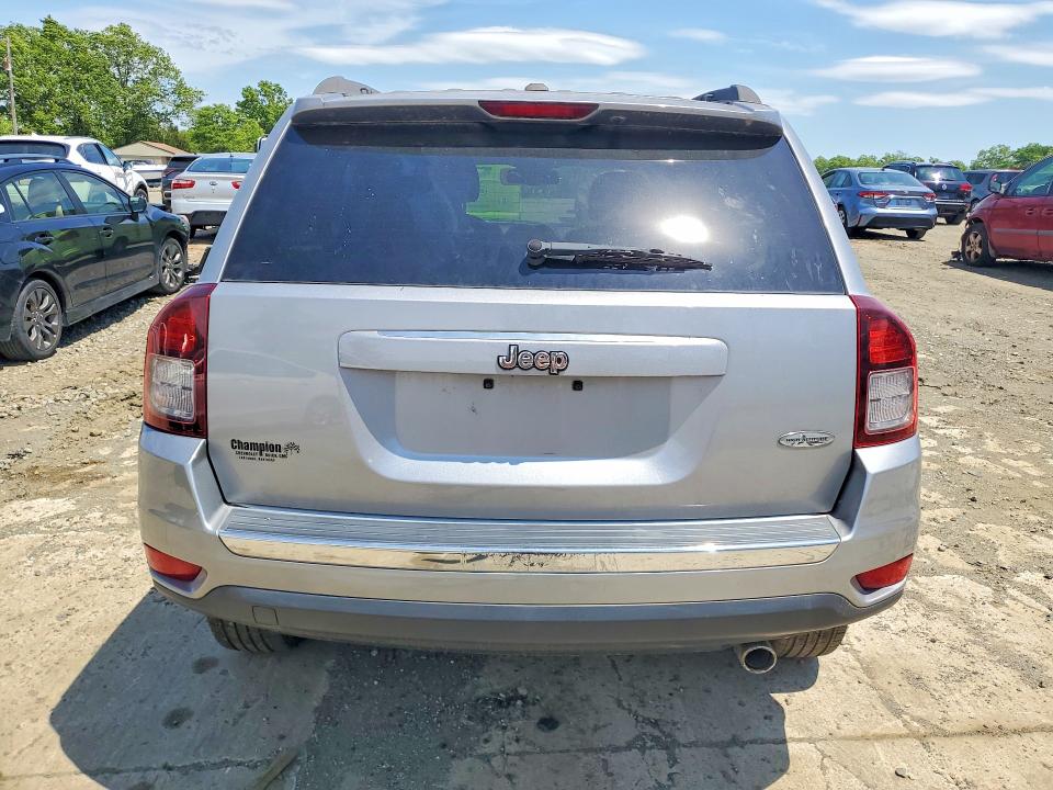 52813526 :رقم المزاد ، 1C4NJCEAXHD125940 vin ، 2017 Jeep Compass مزاد بيع