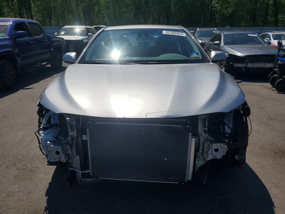 52395926 :رقم المزاد ، 4T1C11AK2LU870258 vin ، 2020 Toyota Camry مزاد بيع
