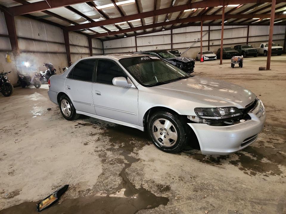 Продажа на аукционе авто 2002 Honda Accord, vin: 1HGCG16522A081440, номер лота: 52601346