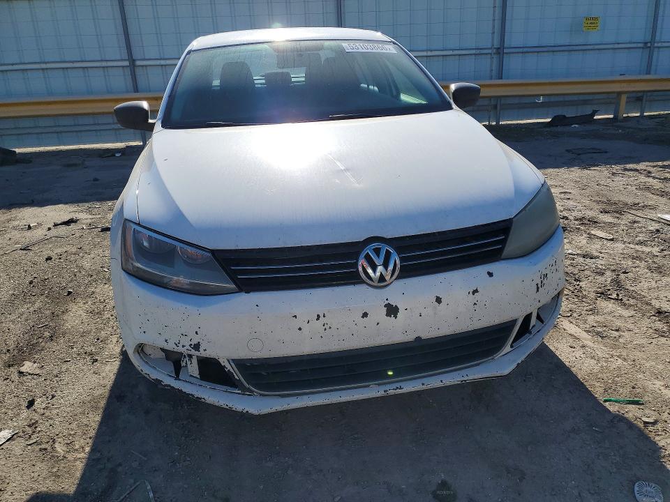53103866 :رقم المزاد ، 3VW2K7AJXEM376774 vin ، 2014 Volkswagen Jetta مزاد بيع