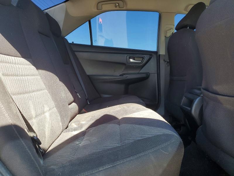 53516856 :رقم المزاد ، 4T1BF1FK7FU003030 vin ، 2015 Toyota Camry مزاد بيع