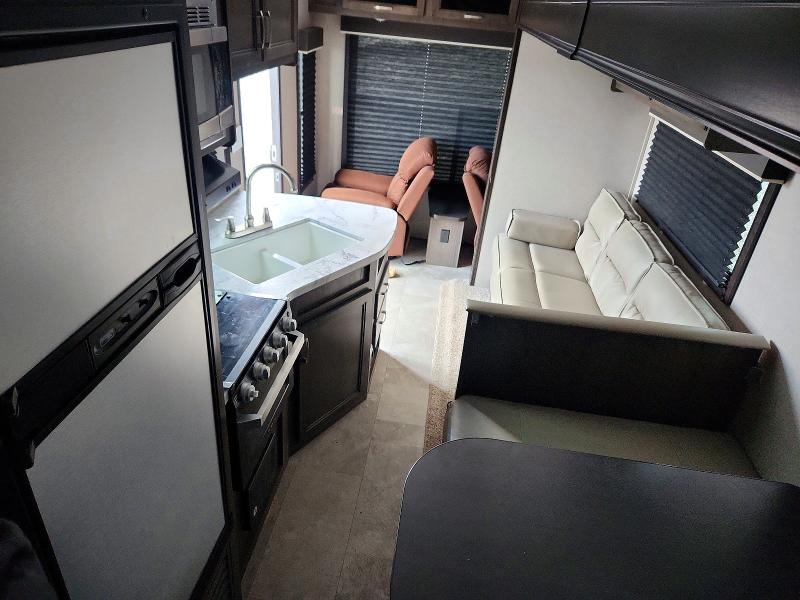 51966486 :رقم المزاد ، 1UJBJ0BP5L17Y0639 vin ، 2020 Jayco Jay Unknown مزاد بيع