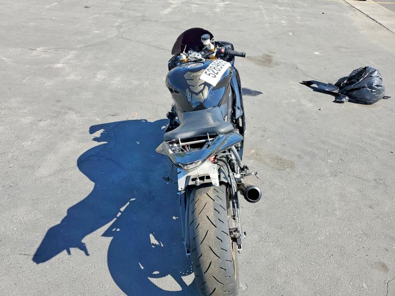 52896686 :رقم المزاد ، JYARJ12E07A020848 vin ، 2007 Yamaha Yzfr6 مزاد بيع