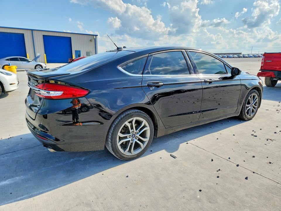 2017 Ford Fusion მანქანა იყიდება აუქციონზე, vin: 3FA6P0HD7HR251841, აუქციონის ნომერი: 55161026