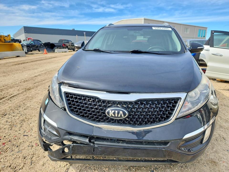 53823986 :رقم المزاد ، KNDPCCAC6F7792896 vin ، 2015 Kia Sportage مزاد بيع