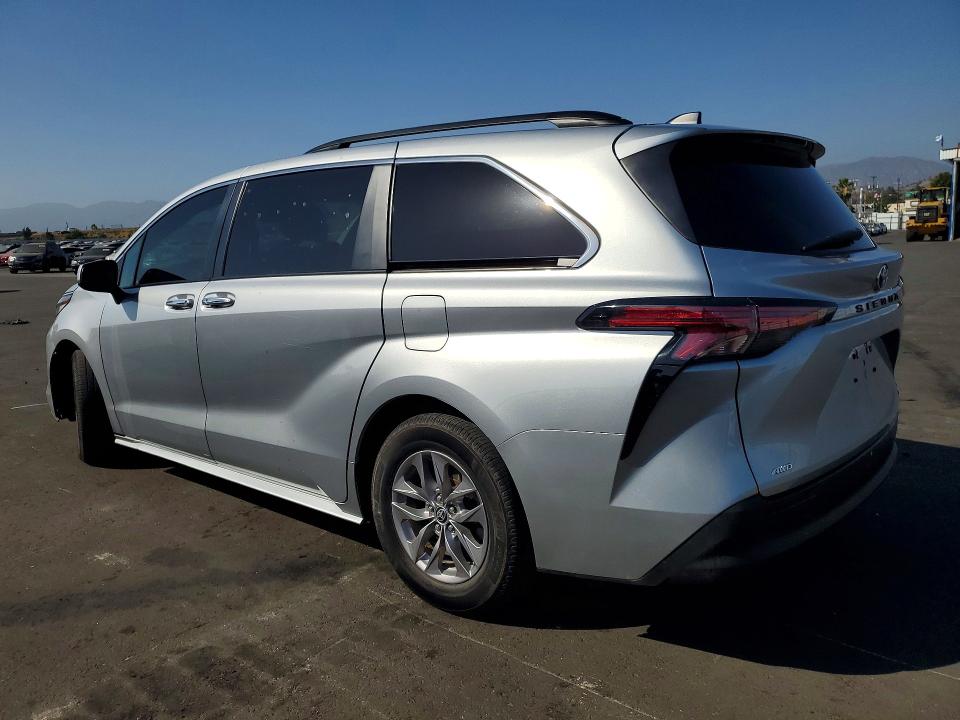Продаж на аукціоні авто 2022 Toyota Sienna, vin: 5TDJSKFC9NS044854, номер лоту: 55018546