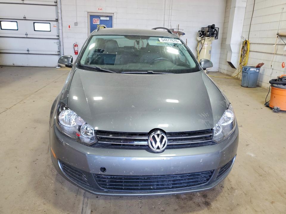 54877676 :رقم المزاد ، 3VWPL7AJ4AM686528 vin ، 2010 Volkswagen Jetta مزاد بيع
