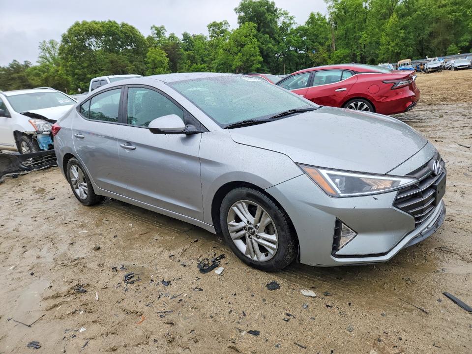 52763066 :رقم المزاد ، 5NPD84LF8LH559059 vin ، 2020 Hyundai Elantra مزاد بيع