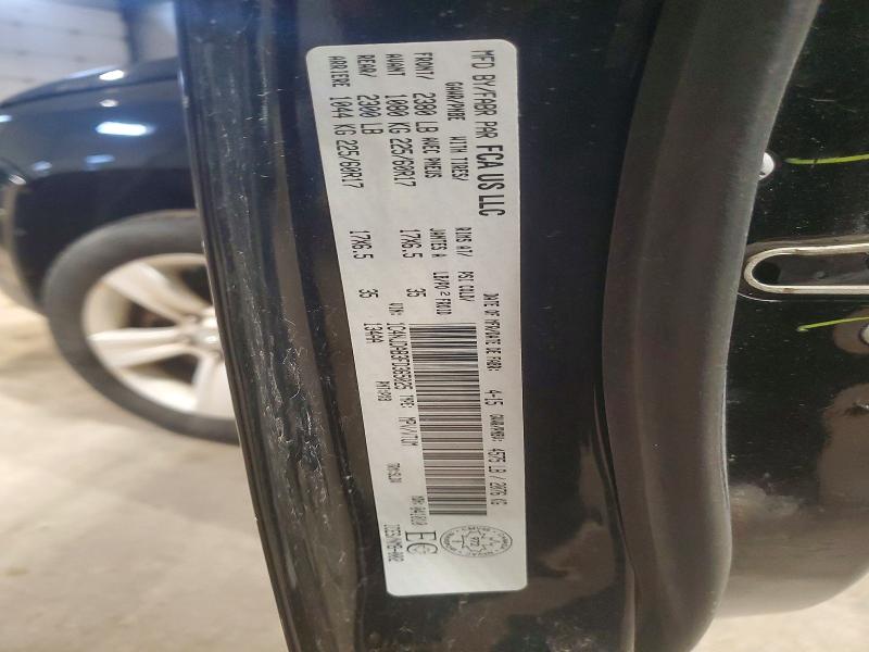 52703886 :رقم المزاد ، 1C4NJDAB3FD365025 vin ، 2015 Jeep Compass مزاد بيع