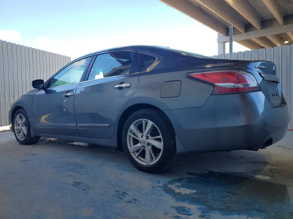 Продажа на аукционе авто 2015 Nissan Altima, vin: 1N4AL3APXFC230618, номер лота: 49332926