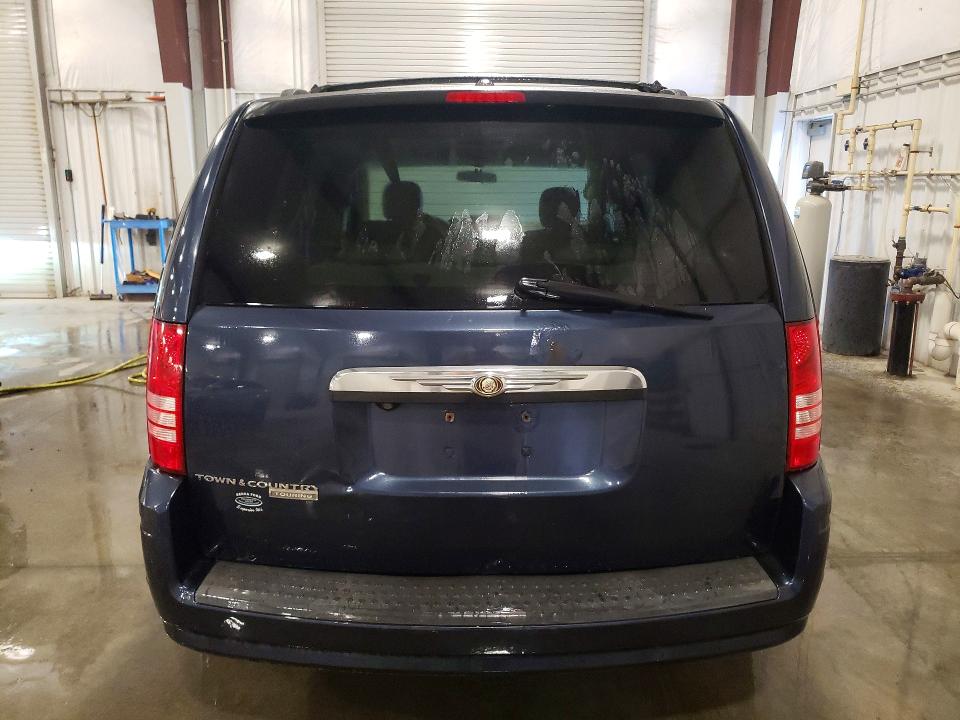 Auction sale of the 2008 Chrysler Town & Country, vin: 2A8HR54P68R823877, lot number: 54707676