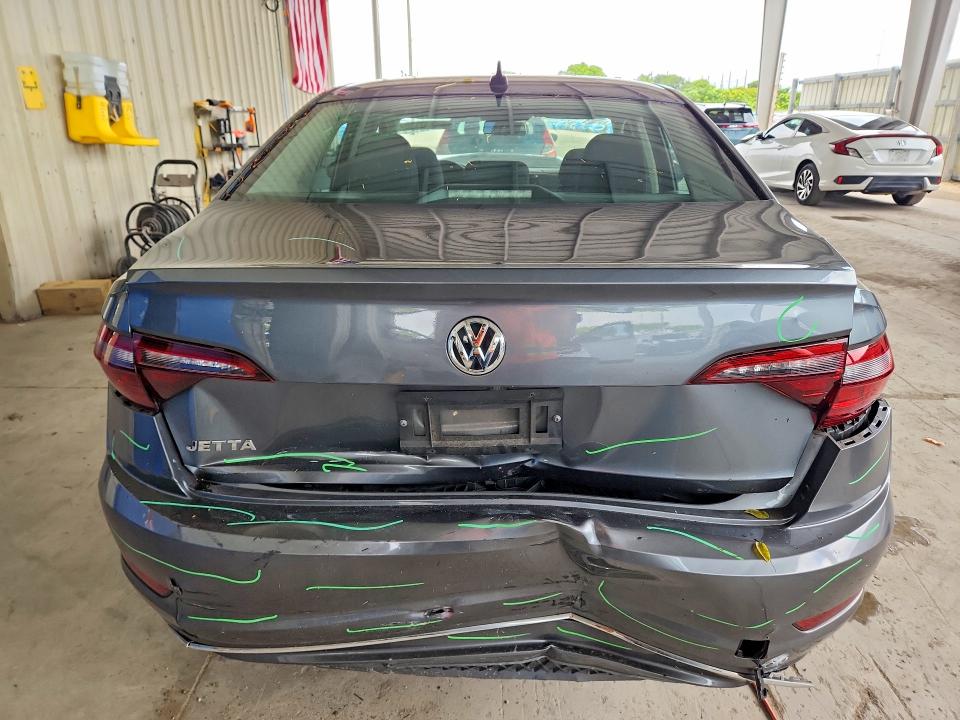 55390136 :رقم المزاد ، 3VWCB7BU3LM068128 vin ، 2020 Volkswagen Jetta مزاد بيع