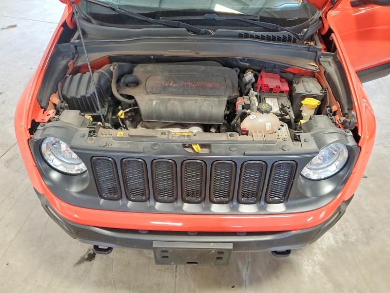 55042926 :رقم المزاد ، ZACCJBAB9JPH93266 vin ، 2018 Jeep Renegade مزاد بيع