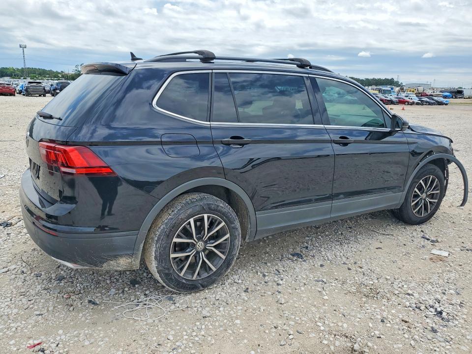 53177606 :رقم المزاد ، 3VV3B7AX6KM161871 vin ، 2019 Volkswagen Tiguan مزاد بيع
