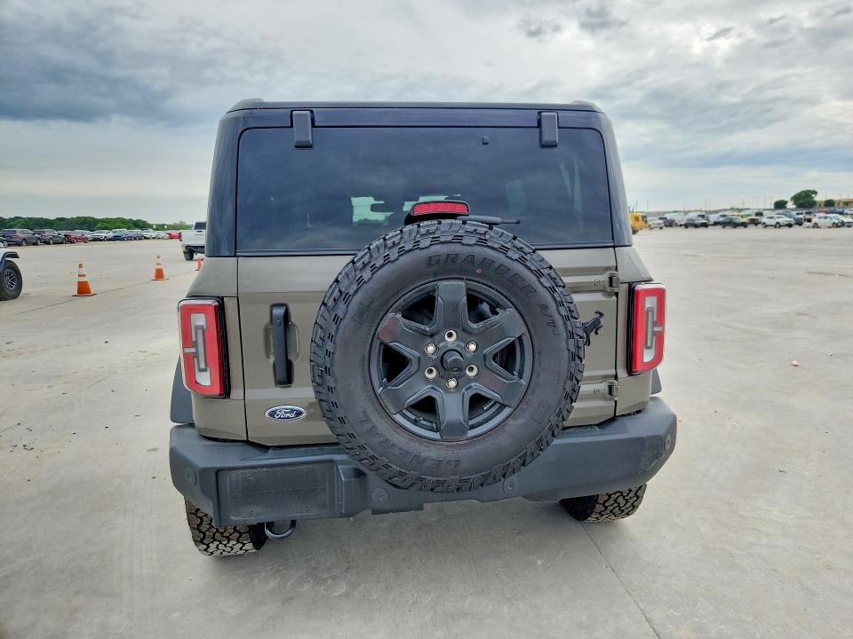2025 Ford Bronco მანქანა იყიდება აუქციონზე, vin: 1FMDE8BH4SLB07666, აუქციონის ნომერი: 49811876
