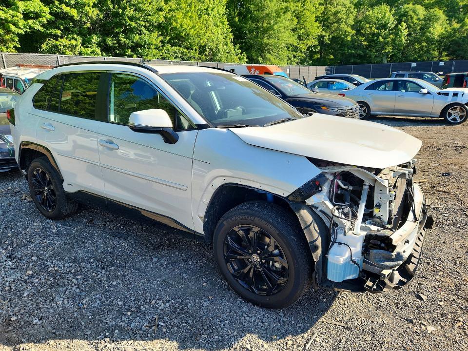 2024 Toyota Rav4 მანქანა იყიდება აუქციონზე, vin: 2T3T6RFV7RW047683, აუქციონის ნომერი: 54072526