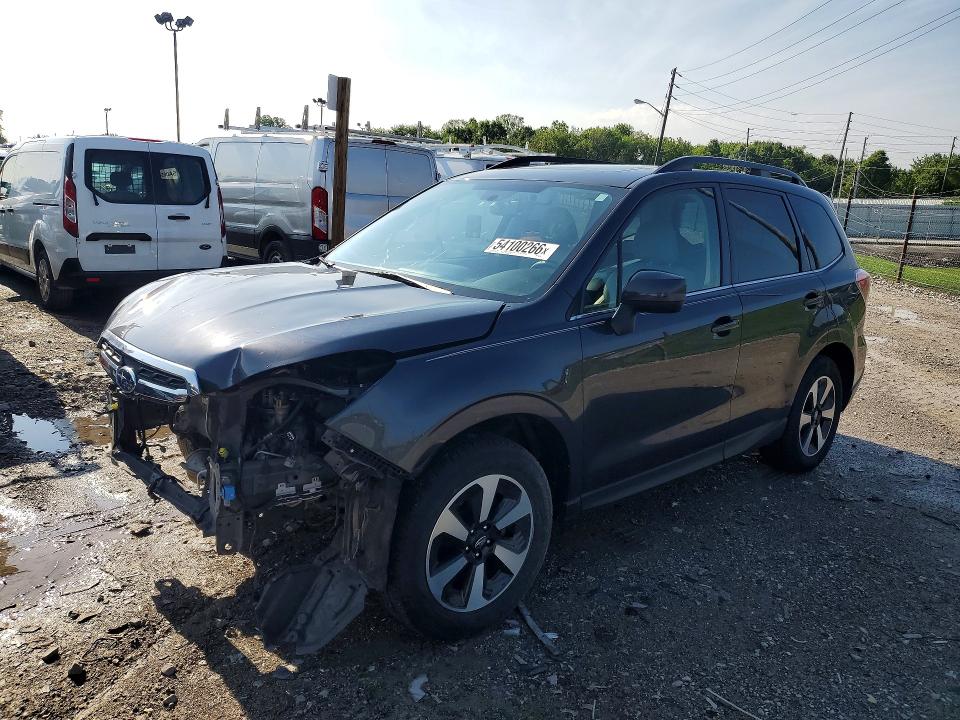 54100266 :رقم المزاد ، JF2SJARC7JH463265 vin ، 2018 Subaru Forester مزاد بيع