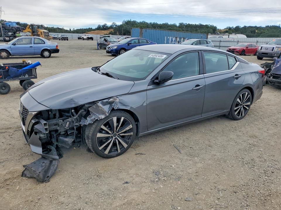 2020 Nissan Altima მანქანა იყიდება აუქციონზე, vin: 1N4BL4CV4LC232558, აუქციონის ნომერი: 54892406