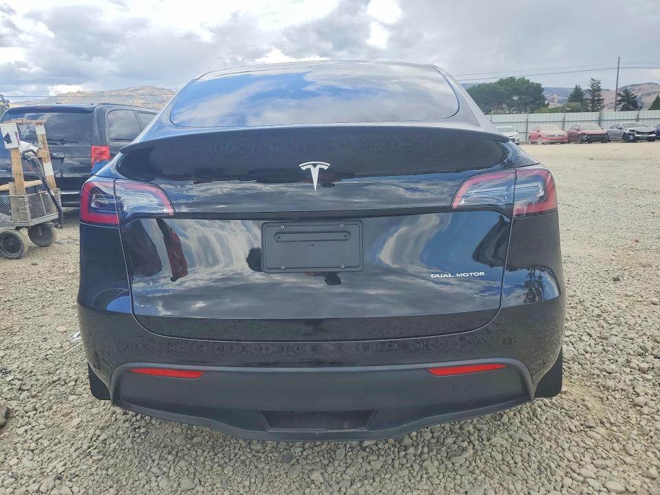 55056386 :رقم المزاد ، 7SAYGDEEXPF636482 vin ، 2023 Tesla Model Y مزاد بيع