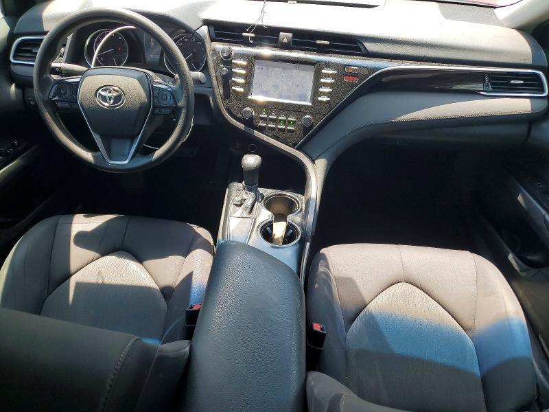 53514266 :رقم المزاد ، 4T1B11HK7JU537133 vin ، 2018 Toyota Camry مزاد بيع