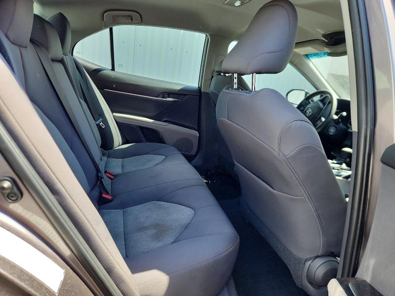 54198856 :رقم المزاد ، 4T1C11AK0LU942350 vin ، 2020 Toyota Camry مزاد بيع
