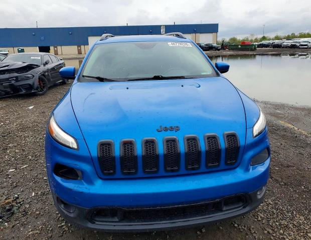 46778226 :رقم المزاد ، 1C4PJLCB7JD540482 vin ، 2018 Jeep Cherokee مزاد بيع