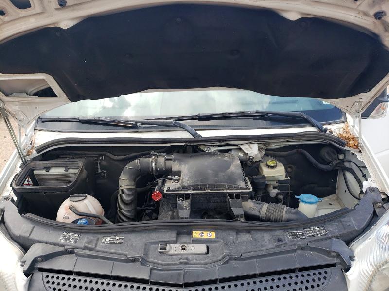 52482106 :رقم المزاد ، WD3PE8DC8F5981560 vin ، 2015 Mercedes Benz Sprinter مزاد بيع