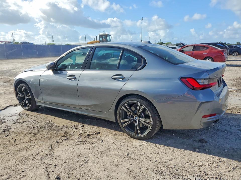 53805466 :رقم المزاد ، 3MW89FF02P8D04365 vin ، 2023 Bmw 330xi مزاد بيع