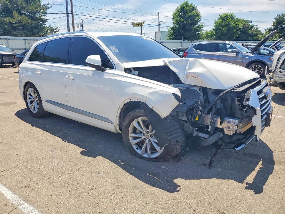 Продаж на аукціоні авто 2018 Audi Q7, vin: WA1LHAF73JD036253, номер лоту: 55096116