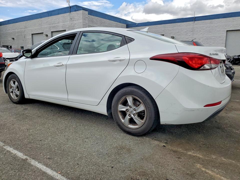 2015 Hyundai Elantra მანქანა იყიდება აუქციონზე, vin: 5NPDH4AE2FH561520, აუქციონის ნომერი: 52192196