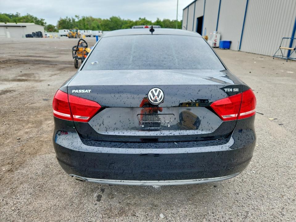 51327866 :رقم المزاد ، 1VWBN7A3XDC114164 vin ، 2013 Volkswagen Passat مزاد بيع